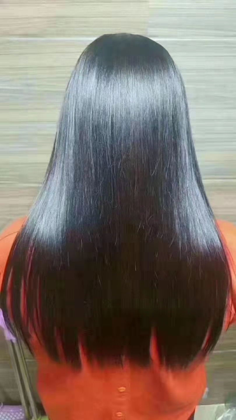 秀丝顿植物染发采用纯天然植物成分，不含有任何化学添加剂，对头发无伤害