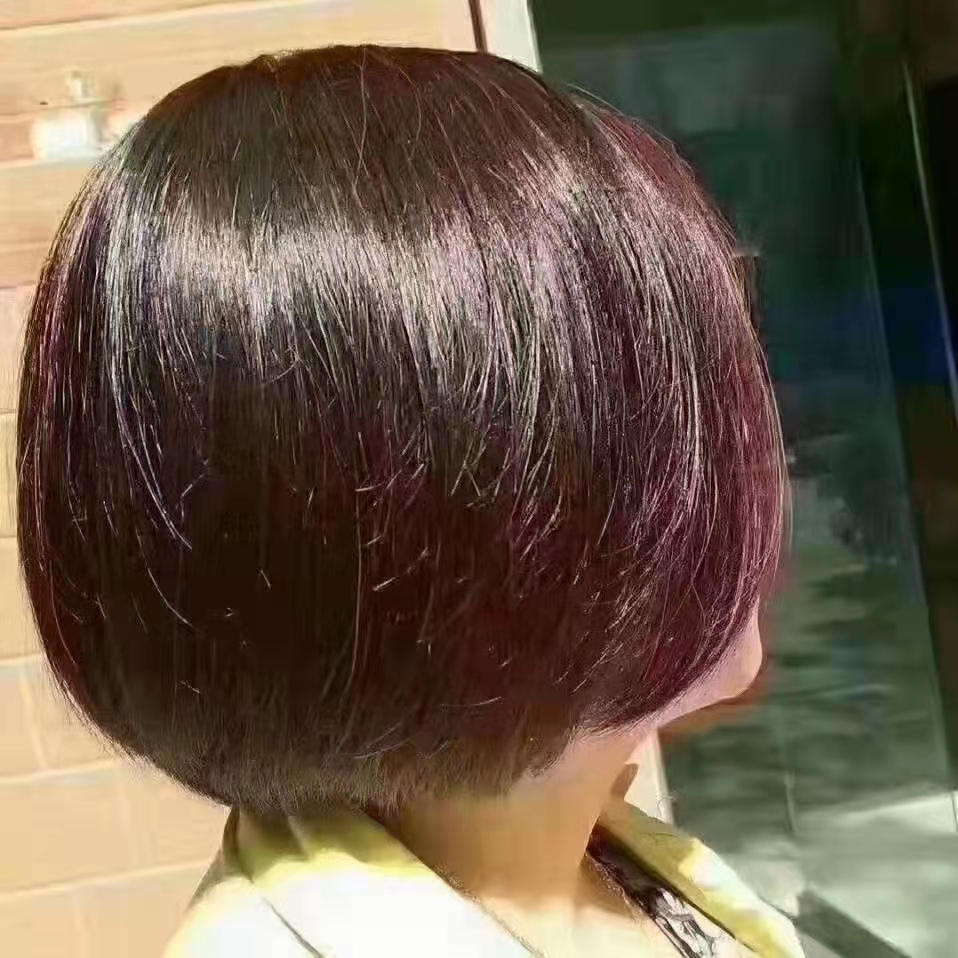 秀丝顿植物养发还提供了一系列针对性的解决方案，帮助你摆脱斑秃的困扰