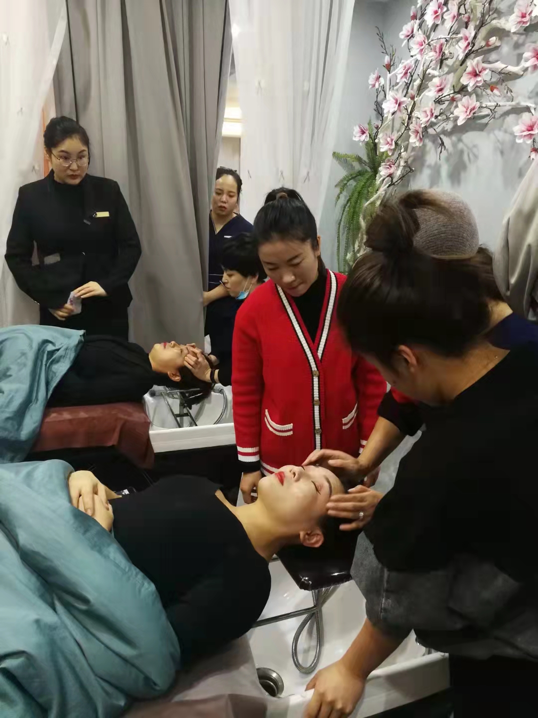 秀丝顿植物养发，健康时尚无危害